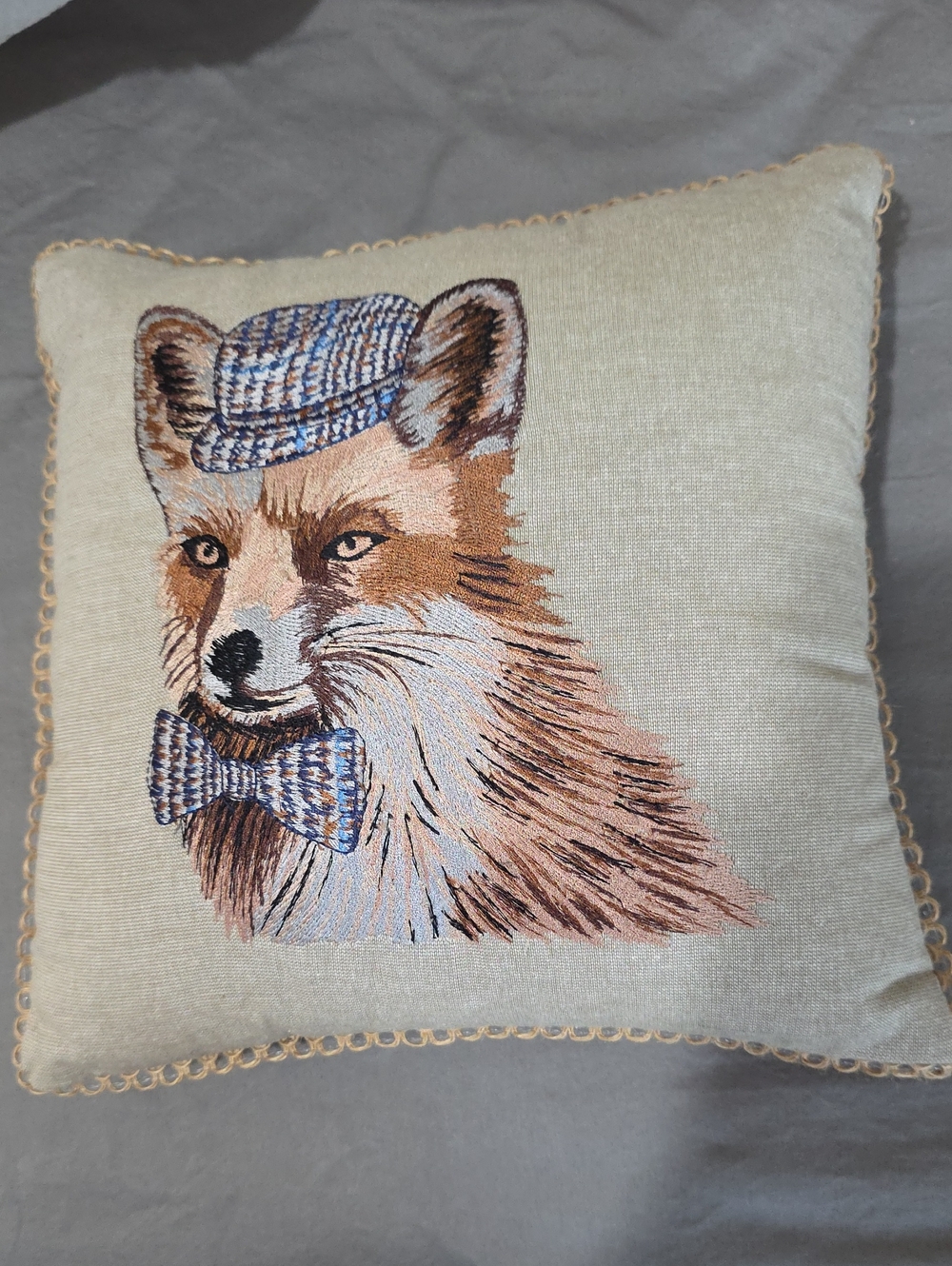 Pier 1 Embroidered Fox Accent Pillow in Cream with Blue Details 10 X 10